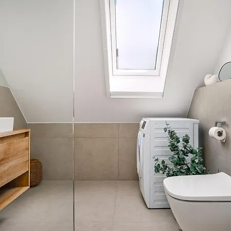 Muuske, Neu, Og Mit Balkon & Zwei Baedern Apartment *
